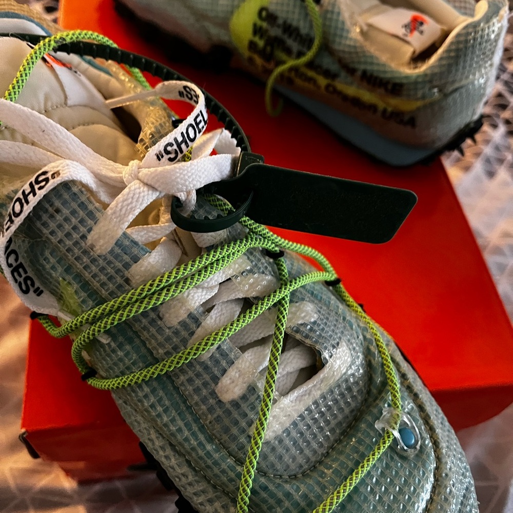 Off-White x Wmns Waffle Racer “Vivid Sky” - Picture 14 of 16